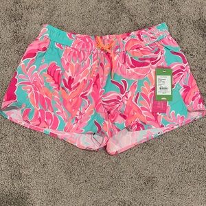 Lilly Pulitzer Run Around Short